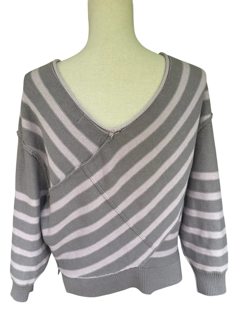 Free People We the Free Crossroads Striped Pullover Sweater M - Picture 3 of 6